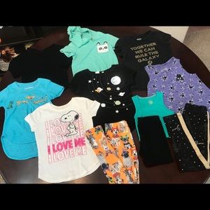 Girls HUGE BUNDLE! 8 tops - 3 bottoms!!!! 5T